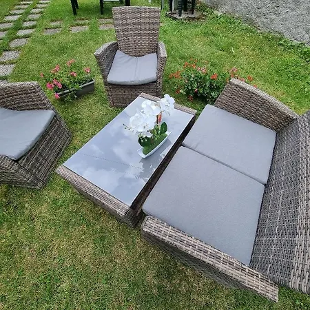 Jonquille, 2 A 8 Personnes Avec Salle De Jeux Et Dans La アパート ヴォントロン