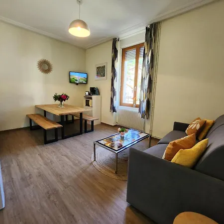 アパート Jonquille, 2 A 8 Personnes Avec Salle De Jeux Et Dans La ヴォントロン